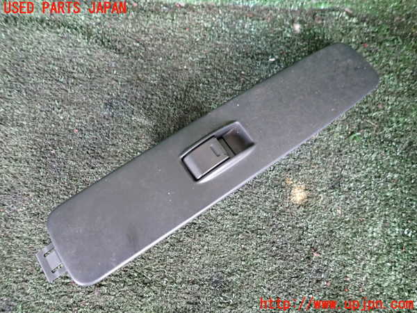 1UPJ-44066245]ハイラックスサーフ(KZN185W)左前パワーウィンドウスイッチ 中古_m0001.jpg