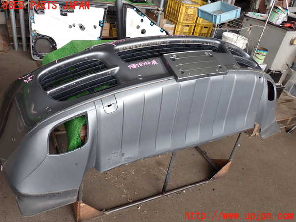 2UPJ-44071010]ポルシェ・カイエン S(9PA00A)フロントバンパー 中古_m0004.jpg