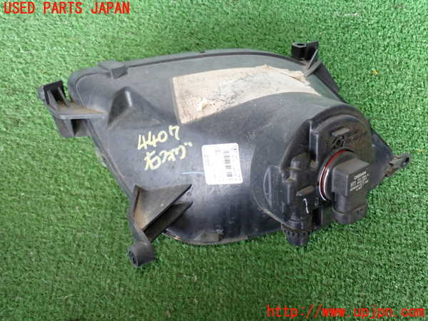 2UPJ-44071180]ポルシェ・カイエン S(9PA00A)右フォグ 中古_m0003.jpg