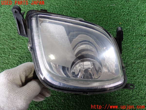 2UPJ-44071182]ポルシェ・カイエン S(9PA00A)左フォグ 中古_m0002.jpg
