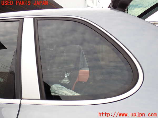 2UPJ-44071382]ポルシェ・カイエン S(9PA00A)左クォーターガラス (43R-00069) 中古_m0001.jpg