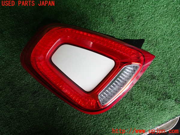 2UPJ-44111536]フィアット・500(31209)左テールランプ 中古_m0001.jpg