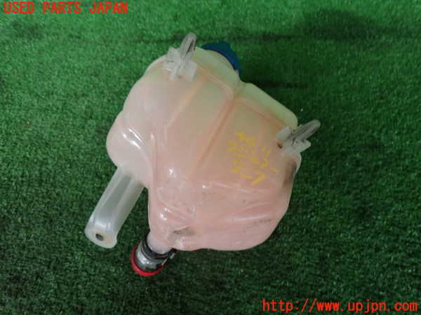 2UPJ-44112410]フィアット・500(31209)ラジエータータンク 中古_m0002.jpg