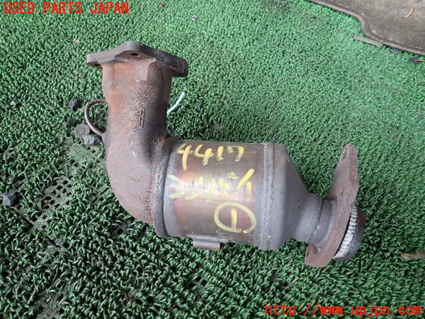 1UPJ-44172661]ジムニー(JB64W)触媒1 中古_m0001.jpg