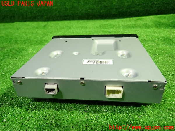 1UPJ-44206490]アルファードハイブリッド(AYH30W)DVDプレイヤー 中古_m0002.jpg