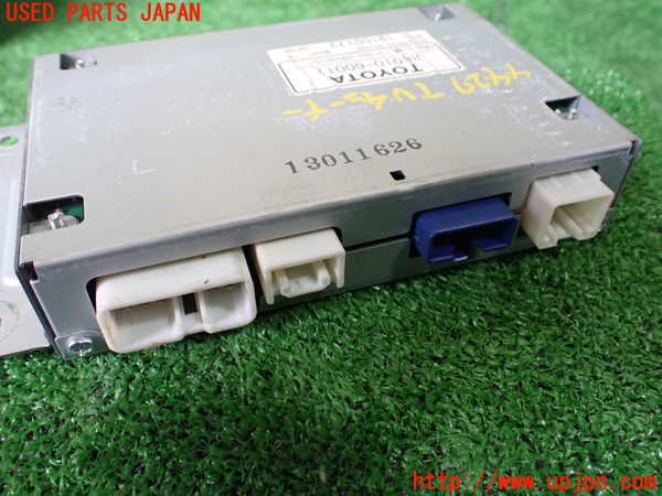 1UPJ-44276660]ランクル100系(UZJ100W)TVチューナー 中古_m0002.jpg