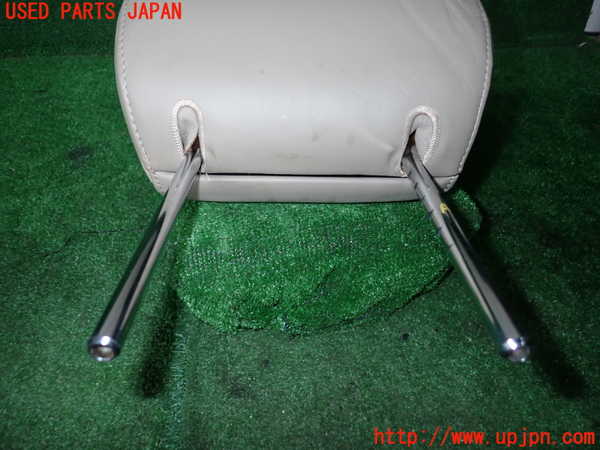 1UPJ-44277070]ランクル100系(UZJ100W)助手席ヘッドレスト 中古_m0003.jpg