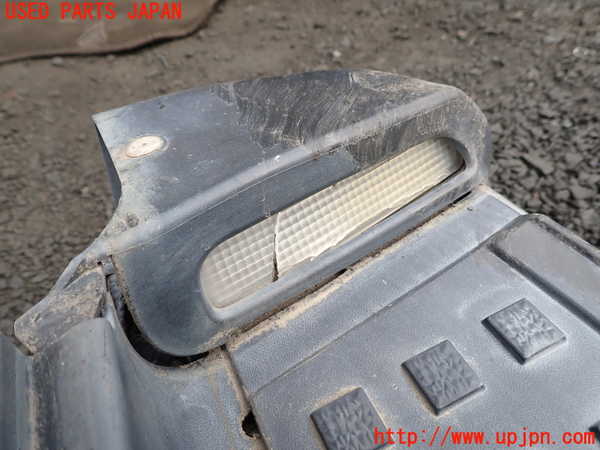 1UPJ-44291390]ハイラックスサーフ(TRN215W)右サイドステップ 中古_m0002.jpg