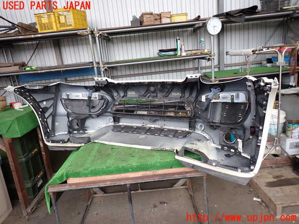 2UPJ-44351010]ポルシェ・カイエン(92AM5502)フロントバンパー 中古_m0005.jpg