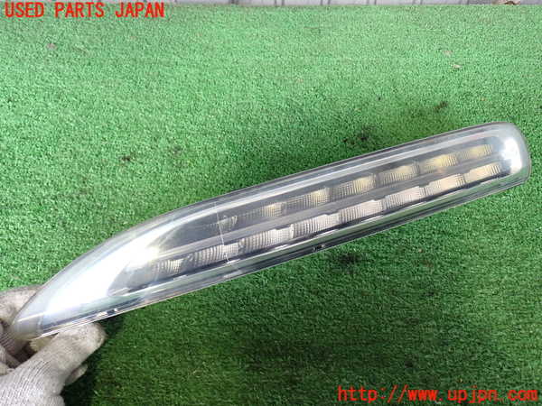 2UPJ-44351152]ポルシェ・カイエン(92AM5502)左コーナーランプ 中古_m0002.jpg
