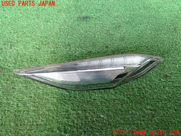 2UPJ-44351162]ポルシェ・カイエン(92AM5502)左ウィンカーレンズ 中古_m0001.jpg
