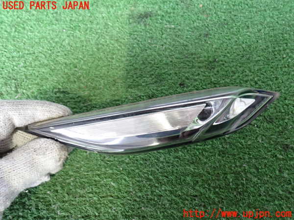 2UPJ-44351162]ポルシェ・カイエン(92AM5502)左ウィンカーレンズ 中古_m0002.jpg