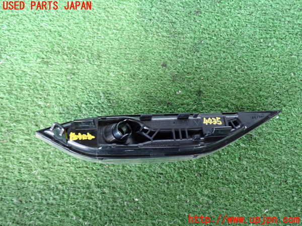 2UPJ-44351162]ポルシェ・カイエン(92AM5502)左ウィンカーレンズ 中古_m0003.jpg