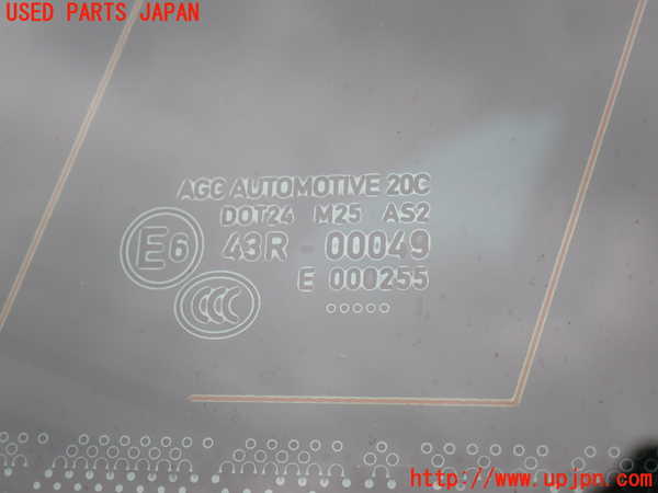 2UPJ-44351380]ポルシェ・カイエン(92AM5502)右クォーターガラス (43R-00049) 中古_m0002.jpg