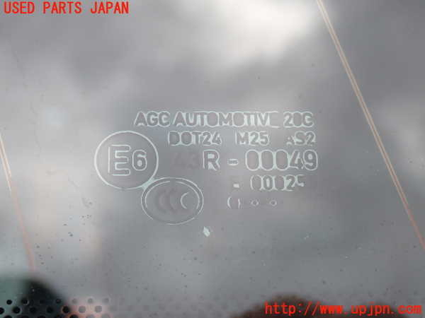 2UPJ-44351382]ポルシェ・カイエン(92AM5502)左クォーターガラス (43R-00049) 中古_m0002.jpg
