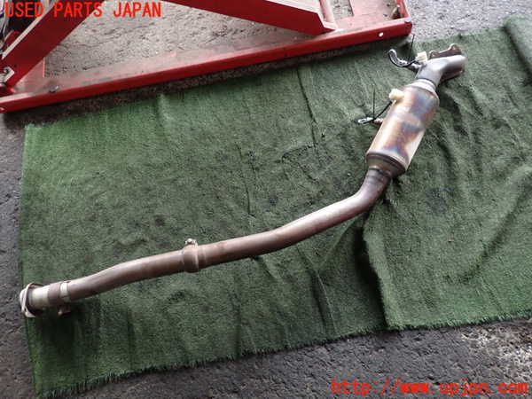 2UPJ-44372041]ジープ・グランドチェロキー(WK36TA)エキマニ1 中古 (触媒 マニバーター)_m0001.jpg