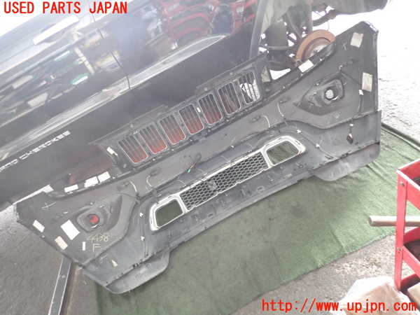 2UPJ-44381010]ジープ・グランドチェロキー(WK36TA)フロントバンパー 中古_m0005.jpg