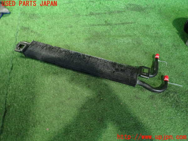 2UPJ-44382481]ジープ・グランドチェロキー(WK36TA)オイルクーラー1 中古_m0002.jpg
