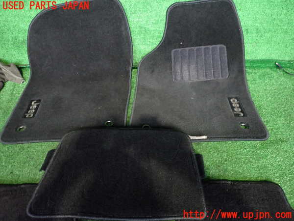 2UPJ-44387800]ジープ・グランドチェロキー(WK36TA)フロアマット 中古_m0002.jpg