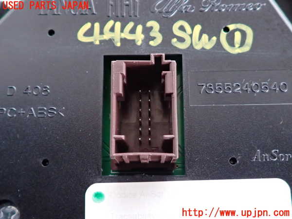2UPJ-44436306]アバルト・500C(312141-)スイッチ1 中古_m0004.jpg