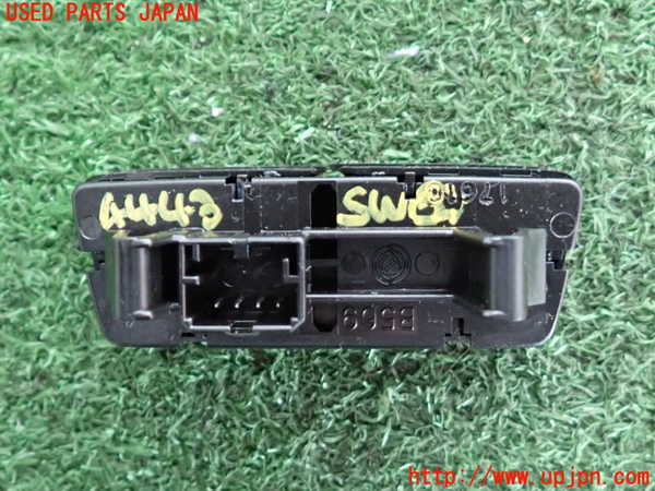 2UPJ-44436307]アバルト・500C(312141-)スイッチ2 中古_m0002.jpg