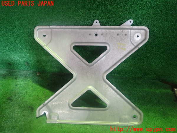 1UPJ-44471721]ロードスター(ND5RC)アンダーカバー1 中古_m0001.jpg