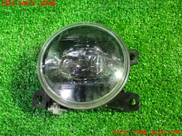 1UPJ-44481180]ステップワゴン スパーダ(RP8)右フォグ 中古_m0001.jpg
