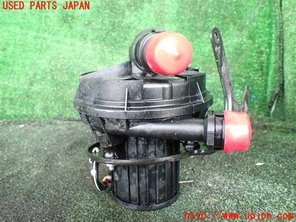 1UPJ-44492590]アウディ・A7 スポーツバック(4GCGWC)エアポンプ 中古_m0002.jpg