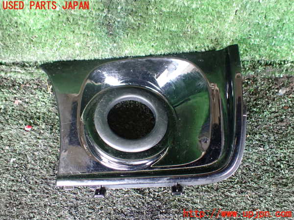 1UPJ-44547692]ハイラックスサーフ(RZN185W)内装トリム類2 中古_m0001.jpg