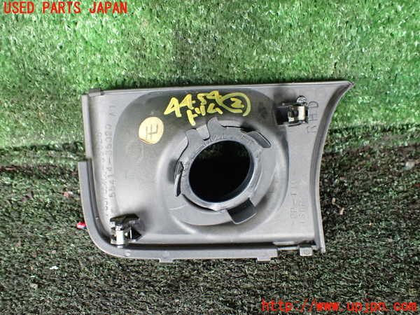1UPJ-44547692]ハイラックスサーフ(RZN185W)内装トリム類2 中古_m0002.jpg