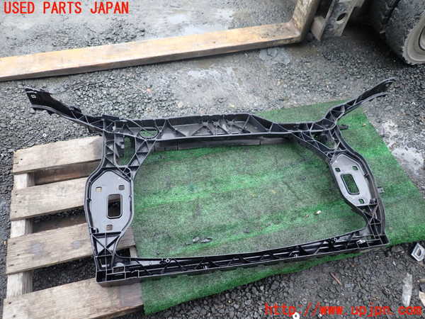 1UPJ-44551041]アウディ・Q5(8RCDNF)コアサポート 中古_m0003.jpg