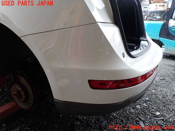 1UPJ-44551610]アウディ・Q5(8RCDNF)リアバンパー 中古_m0004.jpg