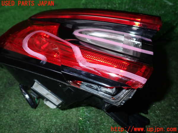 1UPJ-44581536]レヴォーグ レイバック(VN5)左テールランプ 中古_m0003.jpg