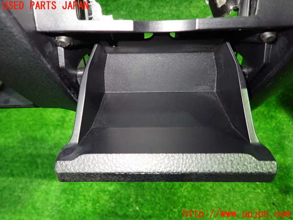 1UPJ-44597842]エスクァイア(ZRR80G)小物入れ2 中古_m0002.jpg