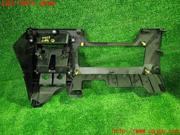 1UPJ-44597842]エスクァイア(ZRR80G)小物入れ2 中古_m0003.jpg