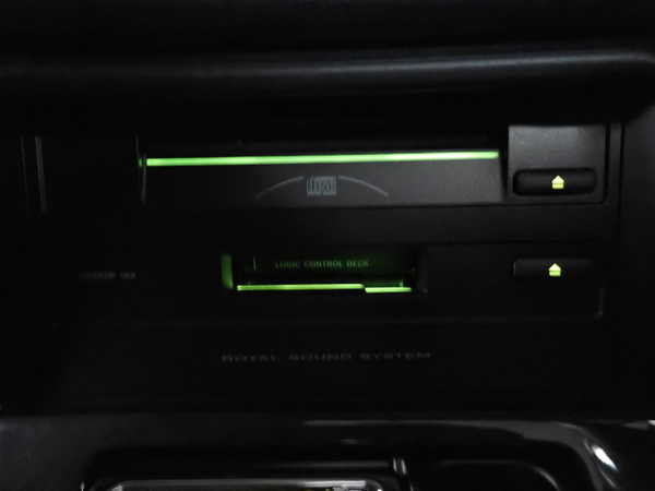 2UPJ-44636495]クラウン エステート(JZS171W)CD&カセットプレイヤー 中古_m0004.jpg