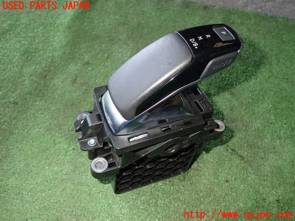 1UPJ-44667555]プジョー・3008(P845G06H)ATシフトレバー 中古_m0001.jpg