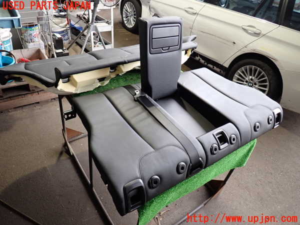 2UPJ-44677385]BMW 320d ツーリング(3D20)F31 リアシート 中古_m0002.jpg