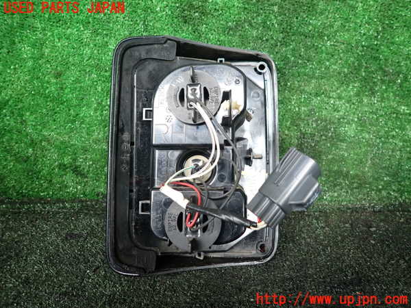1UPJ-44681530]ジープ・ラングラー アンリミテッド(JK36L)右テールランプ 中古_m0002.jpg
