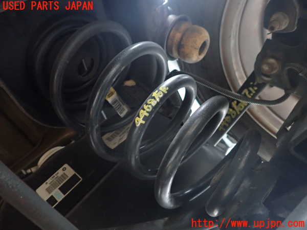 1UPJ-44685100]ジープ・ラングラー アンリミテッド(JK36L)右リアスプリング 中古_m0001.jpg