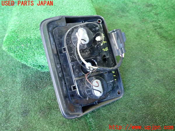 1UPJ-44831530]ジープ・ラングラー アンリミテッド(JK36L)右テールランプ 中古_m0002.jpg