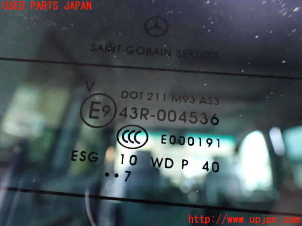 1UPJ-44861566]ベンツ V350 W639(639811C)バックドア リアゲート ハッチ SEKURIT M93 中古_m0002.jpg