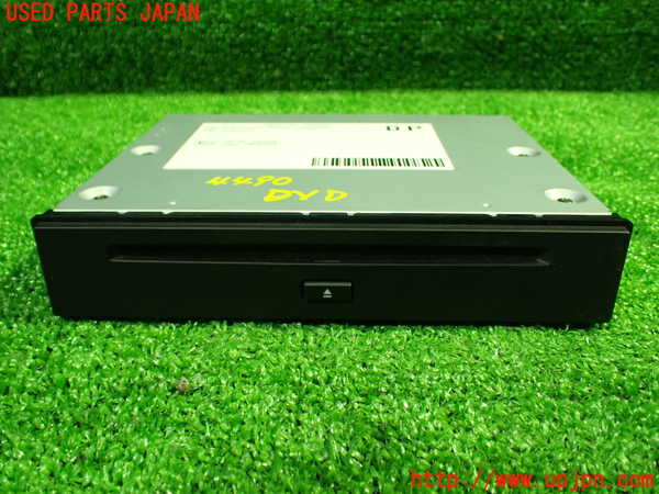 1UPJ-44906490]ヴォクシーハイブリッド(ノアハイブリッド)(ZWR90W)DVDプレイヤー 中古_m0001.jpg