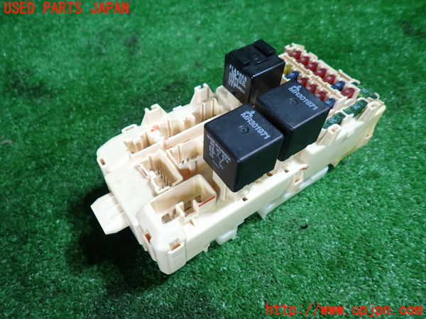 1UPJ-44926741]ギャラン(EC5A)ヒューズボックス1 中古_m0001.jpg
