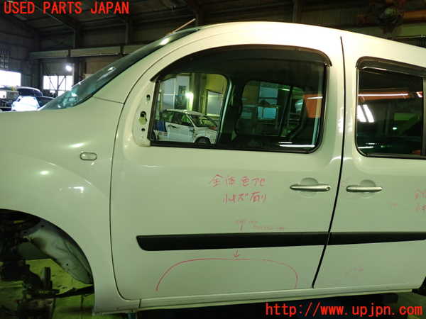 1UPJ-44951260]ルノー・カングー(KWH5F1)左前ドア 中古 (SAINT-GOBAIN SEKURIT M34 43R-000929)_m0001.jpg