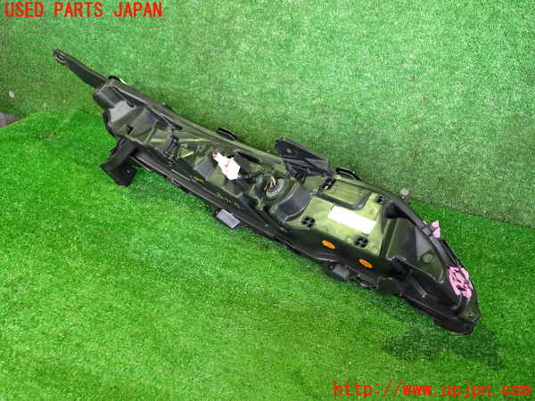 2UPJ-45021162]エクリプスクロス PHEV(GL3W)左ウィンカーレンズ ジャンク_m0003.jpg