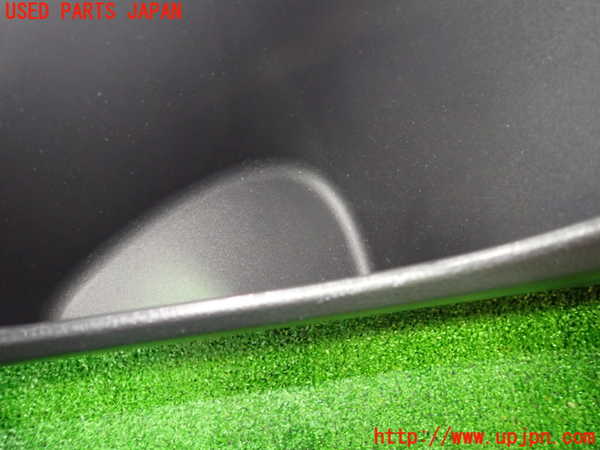 1UPJ-45191324]ハリアー(MXUA80)左後ドア内張り 中古_m0003.jpg