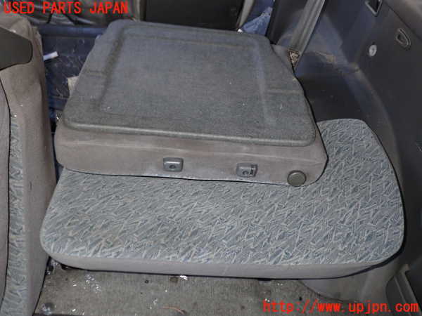 1UPJ-45317435]パジェロ(V26WG)左リアシート 中古_m0002.jpg