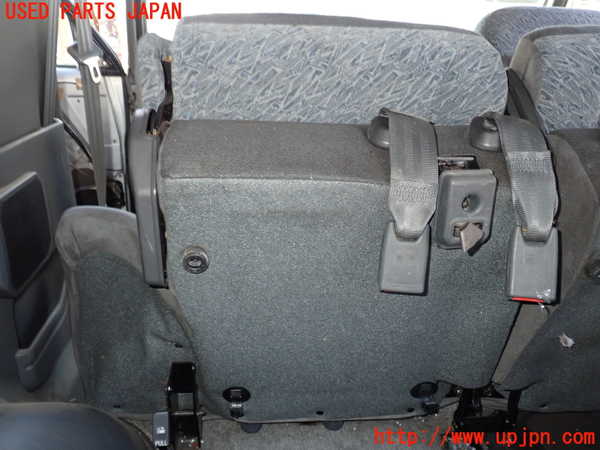 1UPJ-45317435]パジェロ(V26WG)左リアシート 中古_m0003.jpg