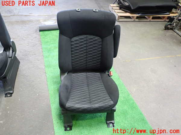 1UPJ-45327035]デリカD：5(CV1W)運転席シート 中古_m0001.jpg